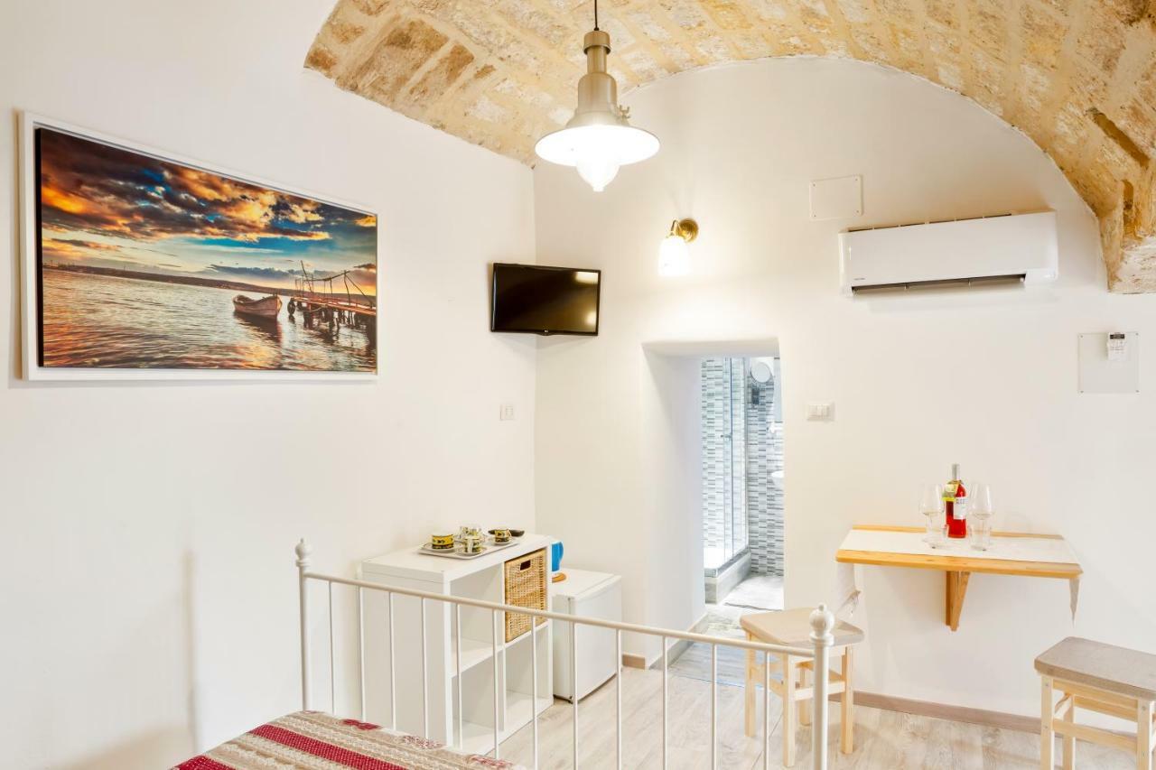 San Nicola Clemente Private Room Бари Екстериор снимка